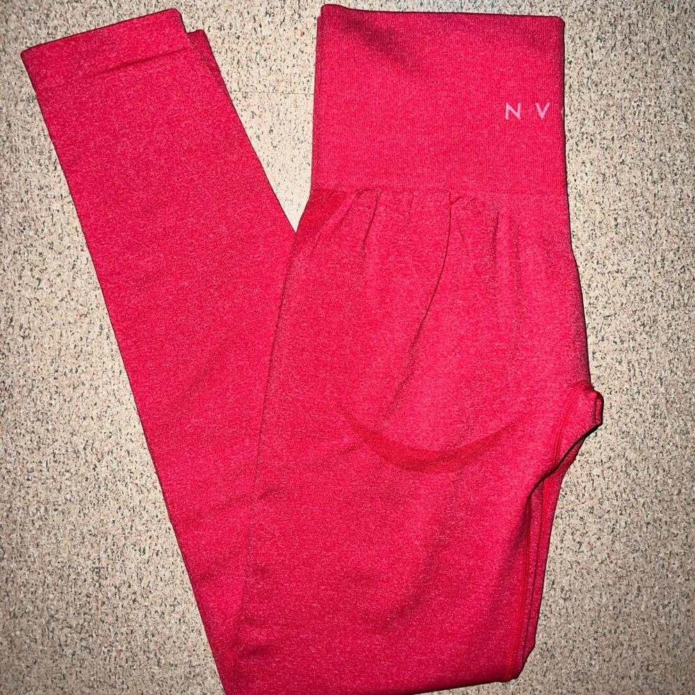 NVGTN Contour Leggings - Candy Apple